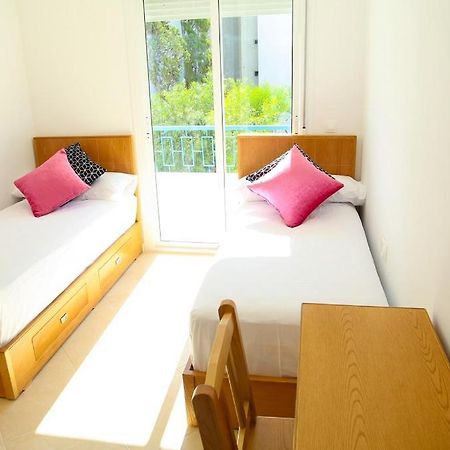 Residence Noujoum Almaarifa Tetouan Bagian luar foto
