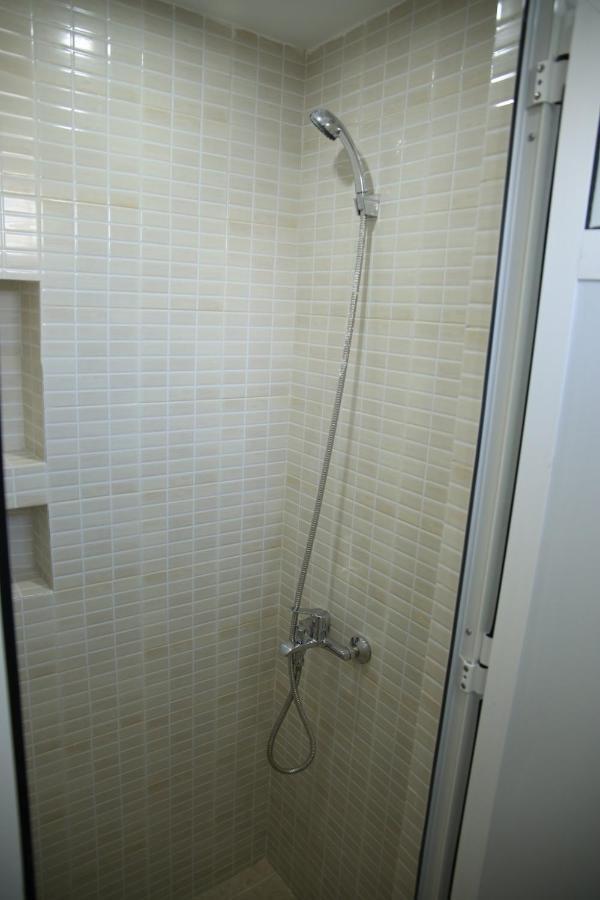 Residence Noujoum Almaarifa Tetouan Bagian luar foto
